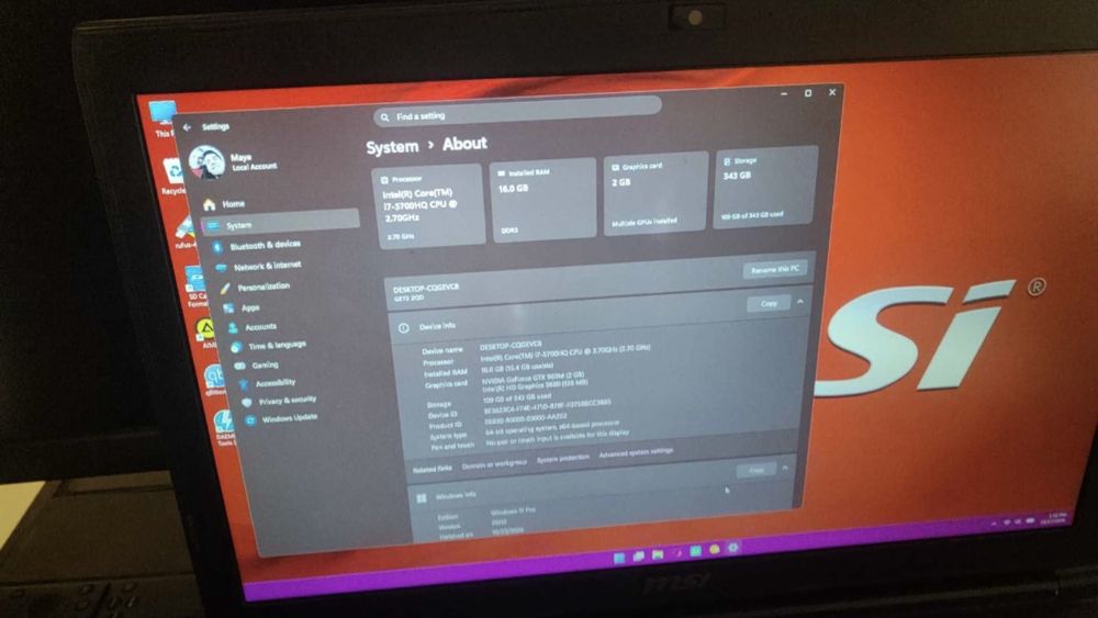 Leptop gaming- Msi apache pro ge72