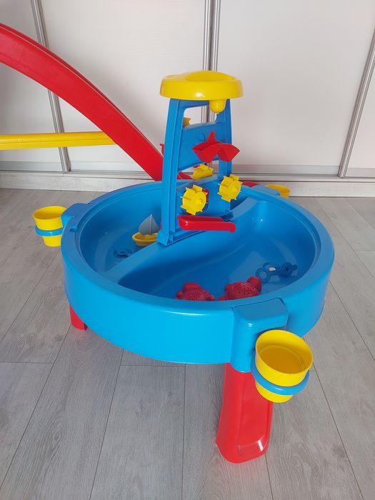 Горка детская водная с игровым столом