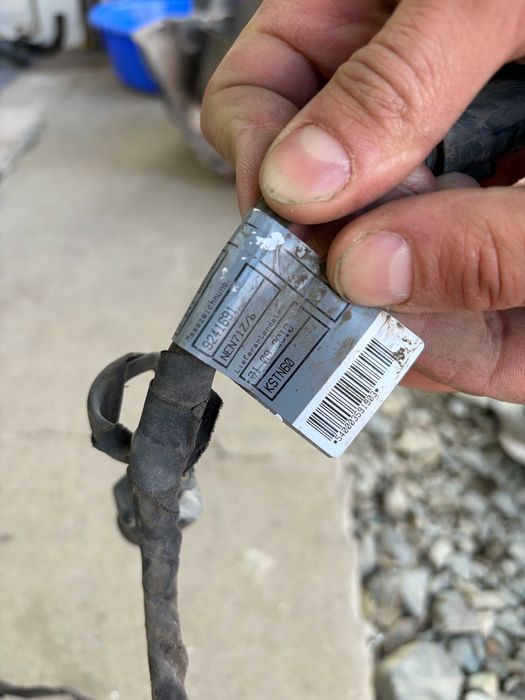 Instalatie + Senzori De Parcare Fata BMW Seria 5 F10 F11 Oem