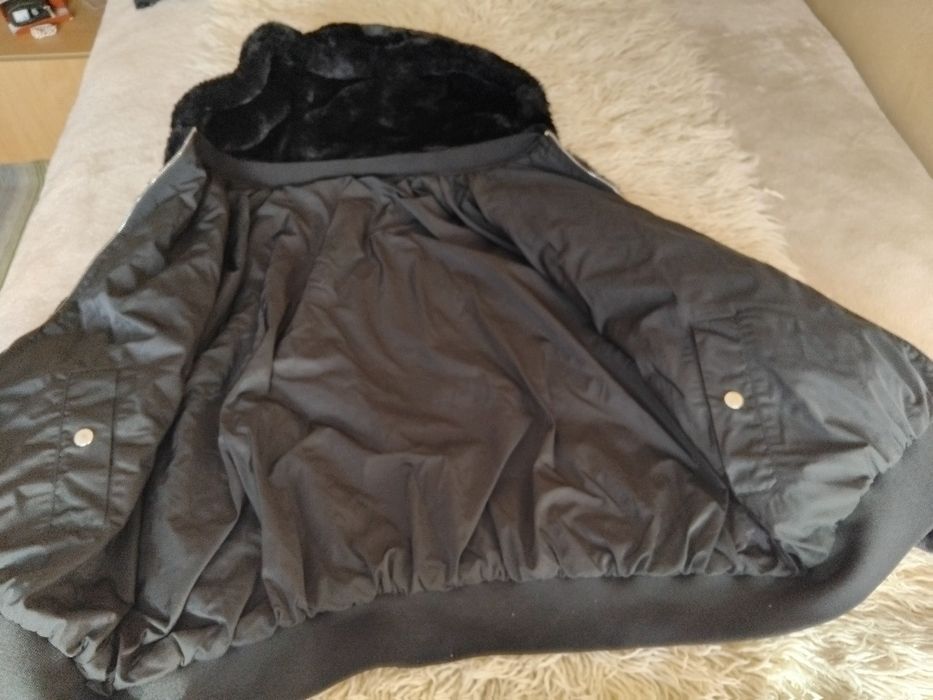 Яке дамски модел зимно с две лица размер Л