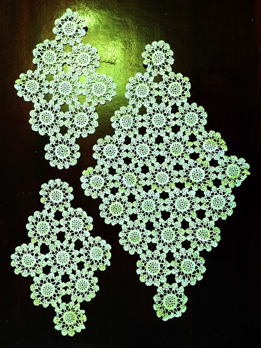 Дантели за Великден.Ръчно плетени.Трите за 10лв.