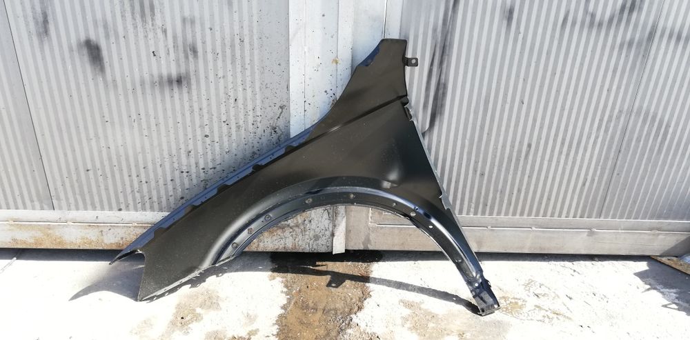 Десен и ляв калник Audi Q3 S-Line 2018-