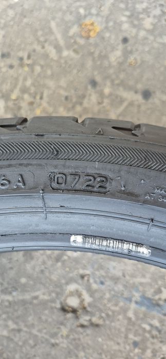 4 anvelope vara Bridgestone 225/40/19,dot 2022.Pretul este pe bucata.