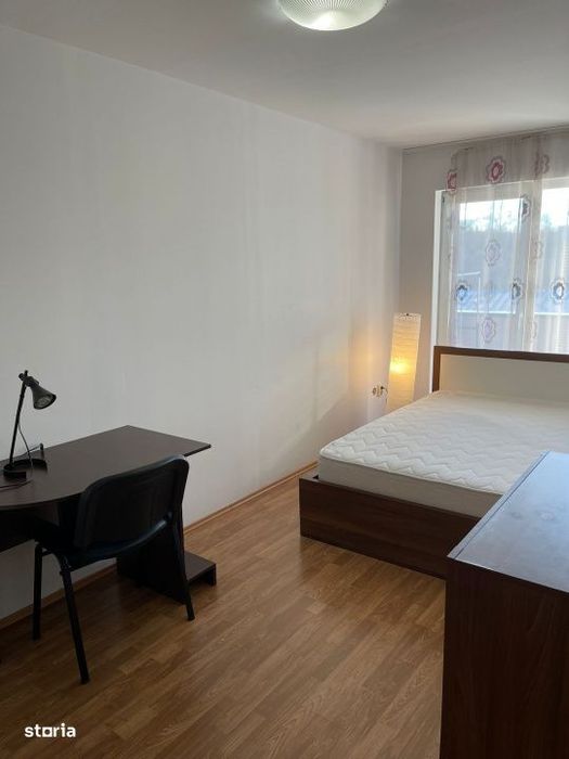 Apartament de 2 camere, semidecomandat, 54 mp + balcon 7 mp, Strada Mo