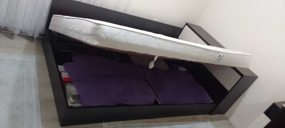 Спалня с матрак 120/200