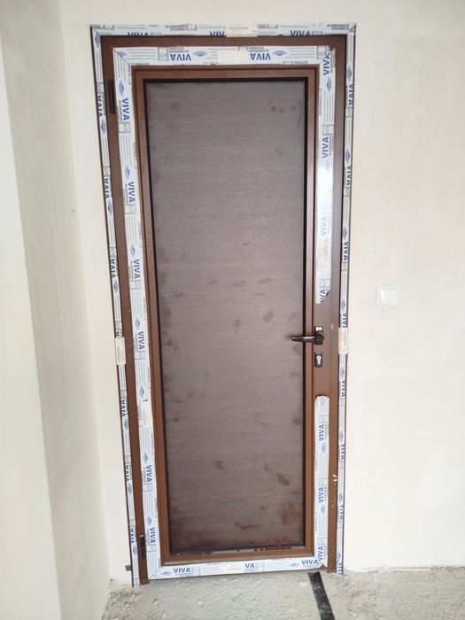 Алуминиеви врати, 2 бр., демонтирани