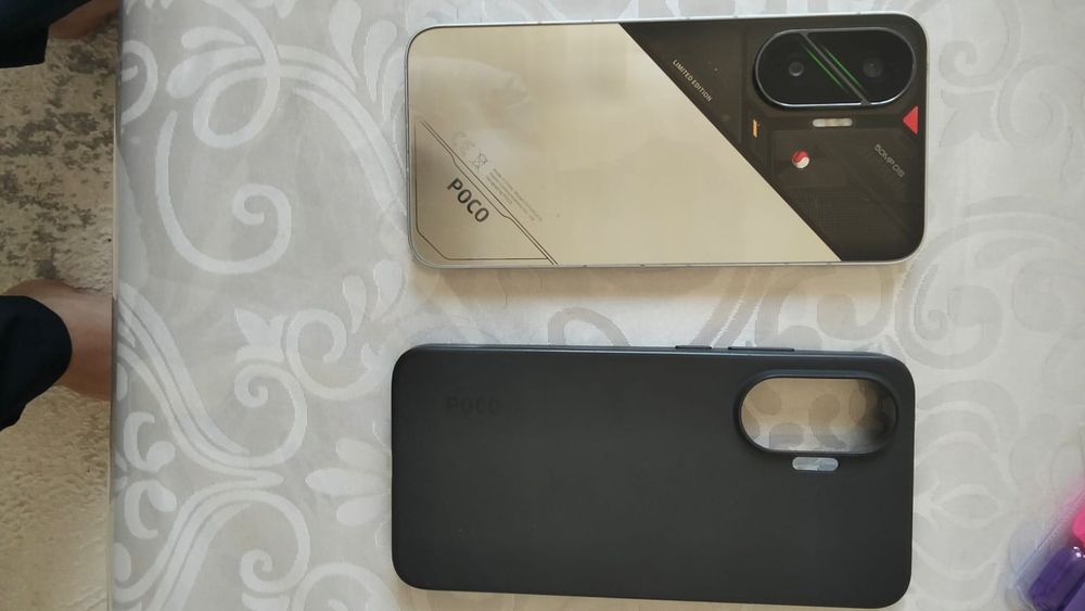 Poco f7 12/512гб