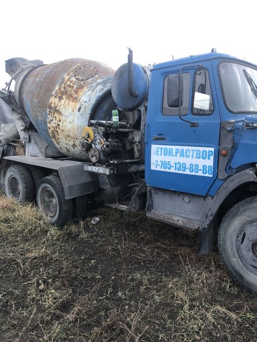 Миксер автобетоносмеситель