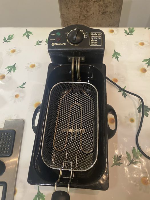 Продам фритюрницу