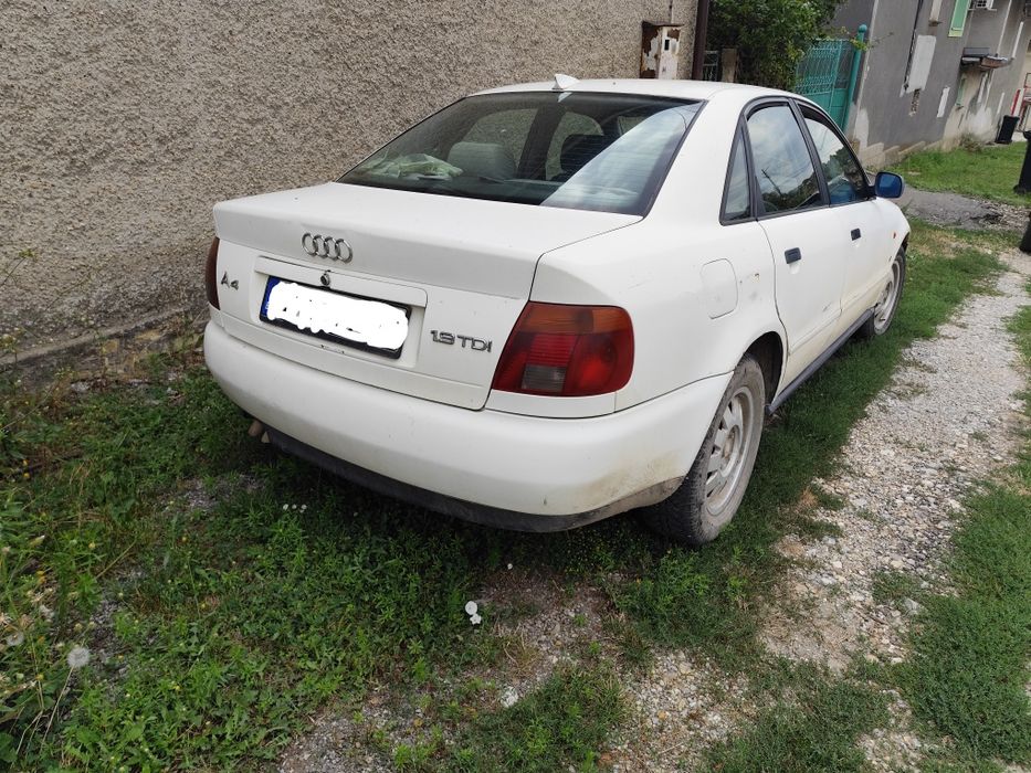 Ауди А4 за ремонт или цяло за части Audi A4 1.9TDI 90кс