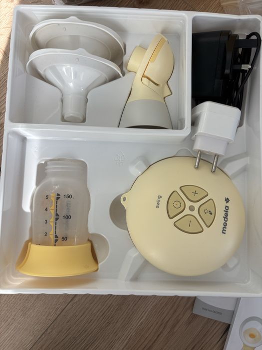 Помпа за кърма Medela Swing Flex
