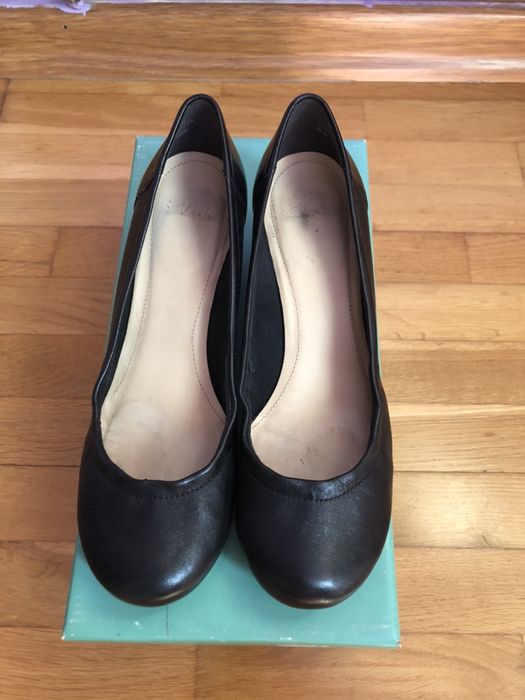 Pantofi  Clarks marimea 36