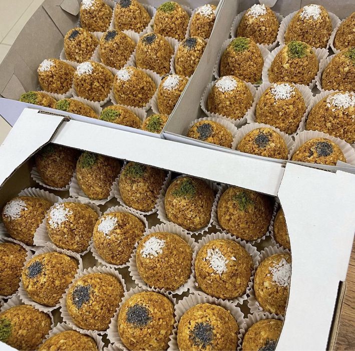 Пироги торты пирожные рулеты трайфлы