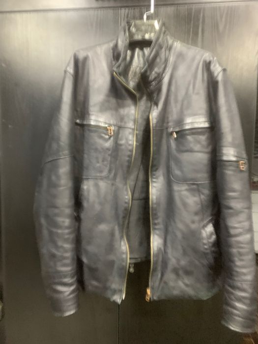 кожаная мужская куртка