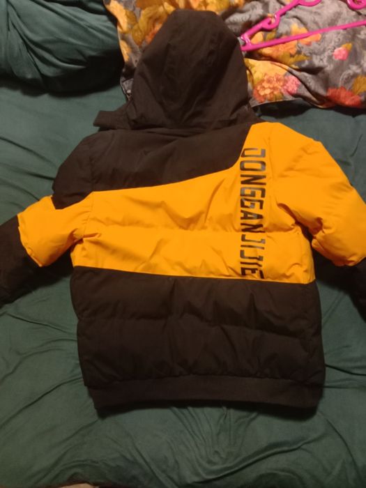 Продам куртку двухстороннюю