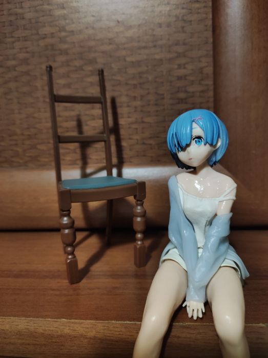 Аниме фигурка. Рем