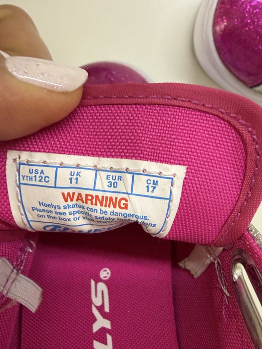 Обувки с колелца heelys