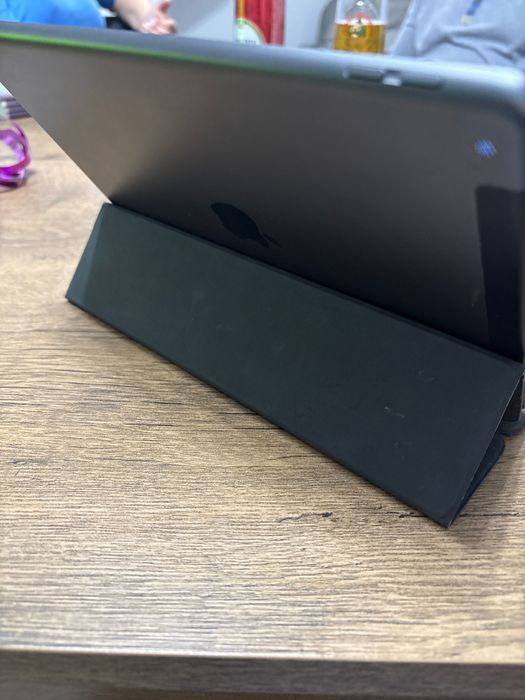 iPad generația 9