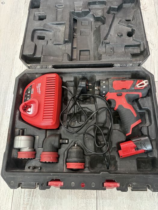 Milwaukee M12 , винтоверт , бормашина
