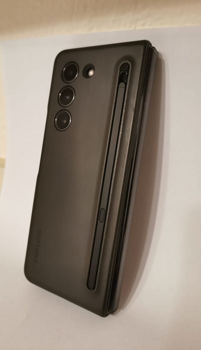 Продавам Samsung Z Fold 5 512GB