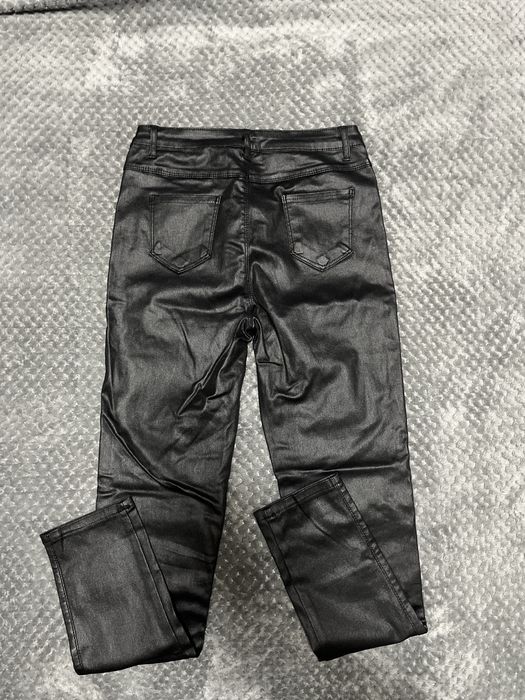 Дамски кожени панталони