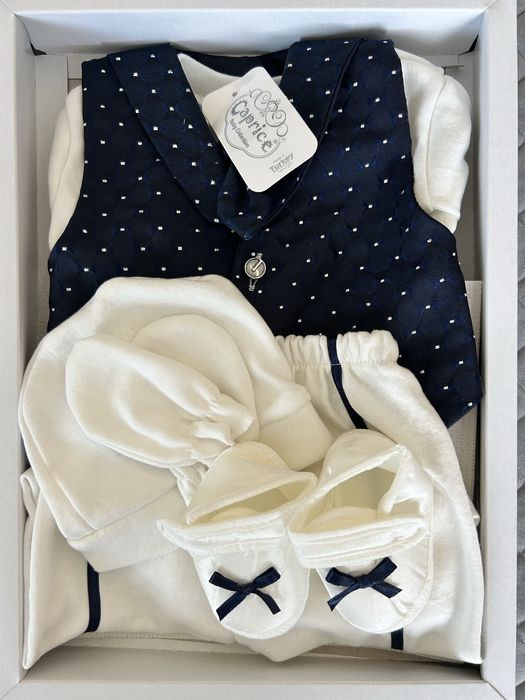 Костюмчик для новорожденных, на выписку, новые