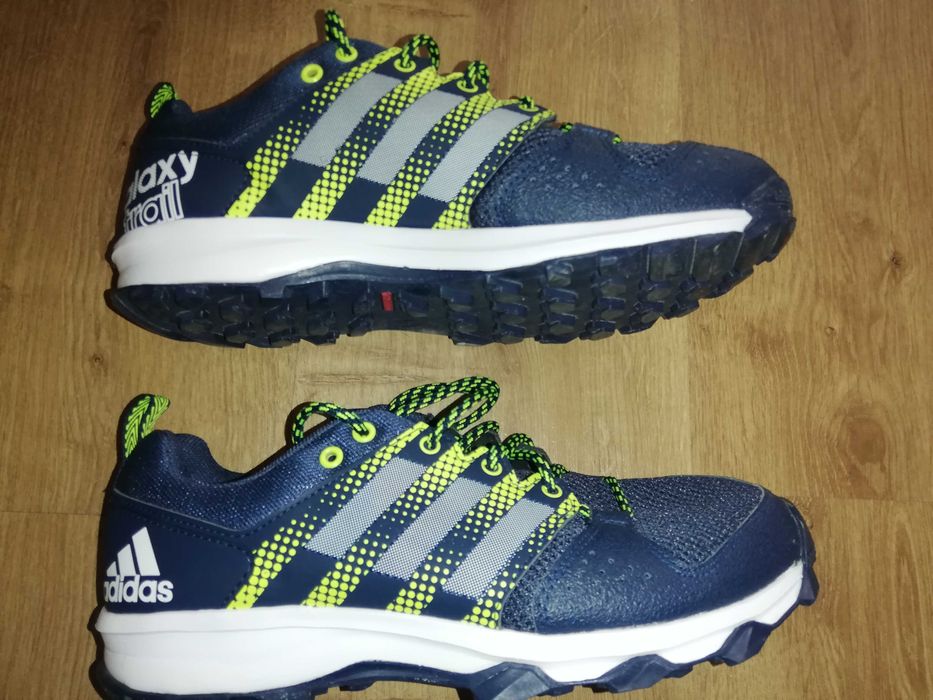 Маратонки adidas