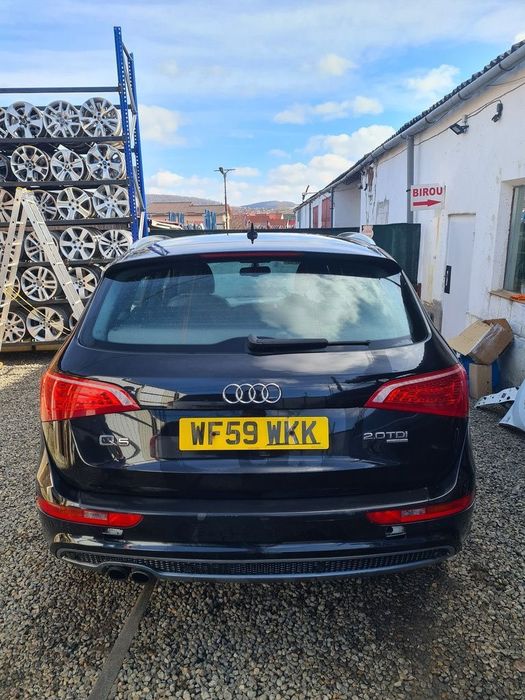 Dezmembrari dezmembrez  Audi Q5 2.0 TDI