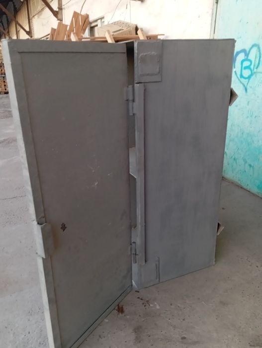 Темир шкаф сотилади Калин темирдан ясалган