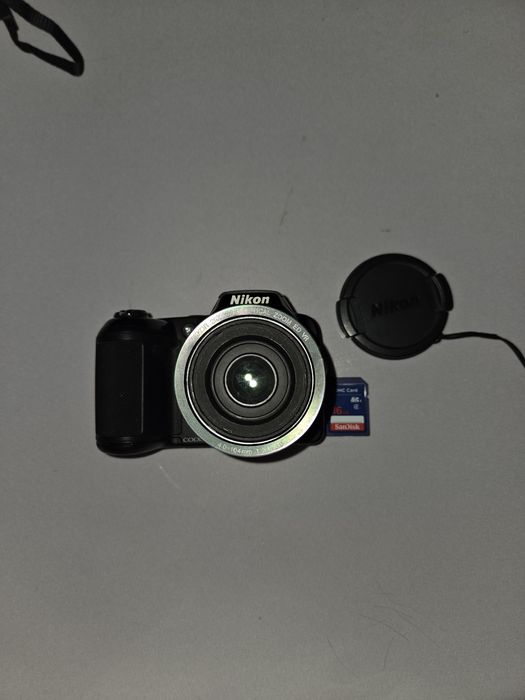 Фотоапорат Nikon