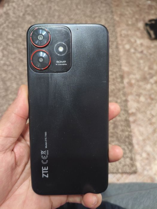 Продам телефон ZTE