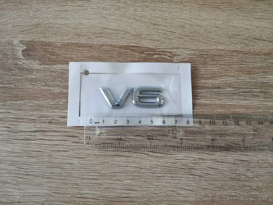 Volkswagen V6 сребриста емблема нов стил