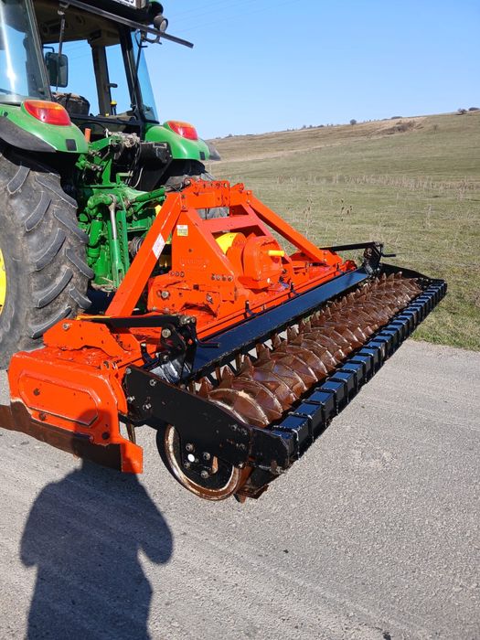 Freza grapa rotativa de  pamant Maschio DC 3000