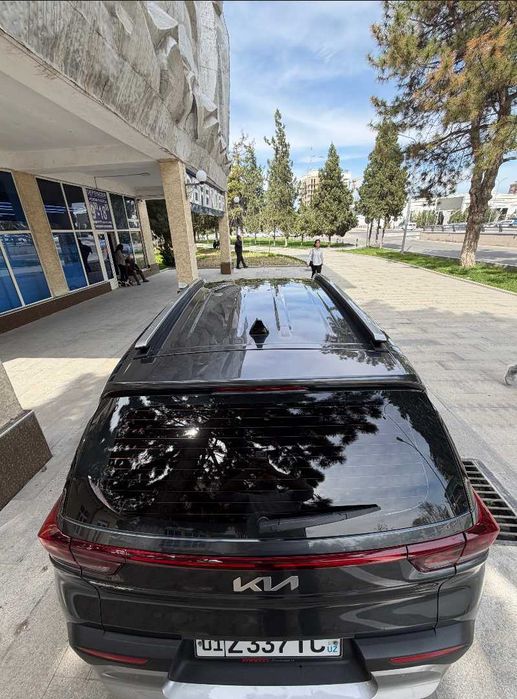 Kia SONET Prestige Gravity Grey (KDG)