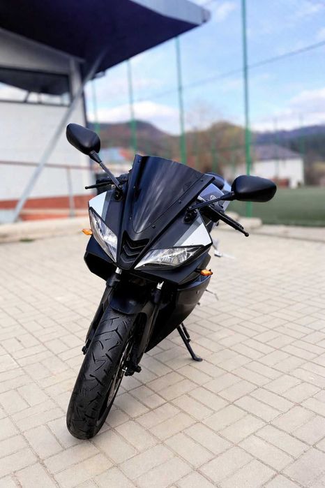 YAMAHA YZF R125, 2016