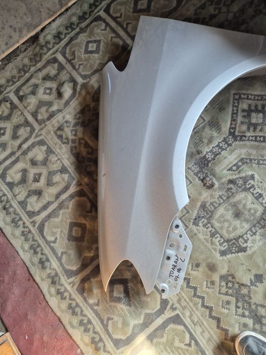 Оригинален Ляв калник за Тоаран 2007- 2010г