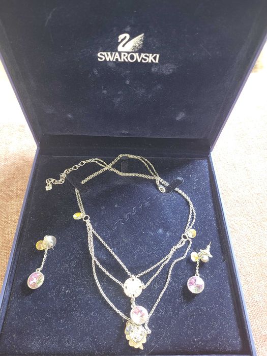 Обици и висулки Swarovski