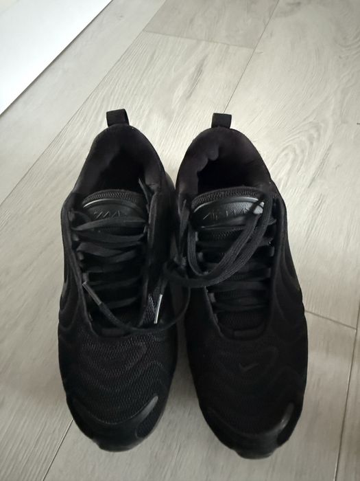 papuci nike air max 720