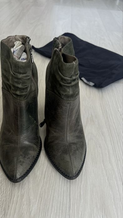 Женские кожаные ботильоны RESPECT