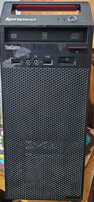 Настолен компютър Lenovo