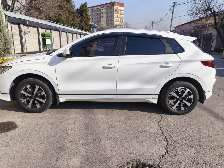 Продаётся BYD e2