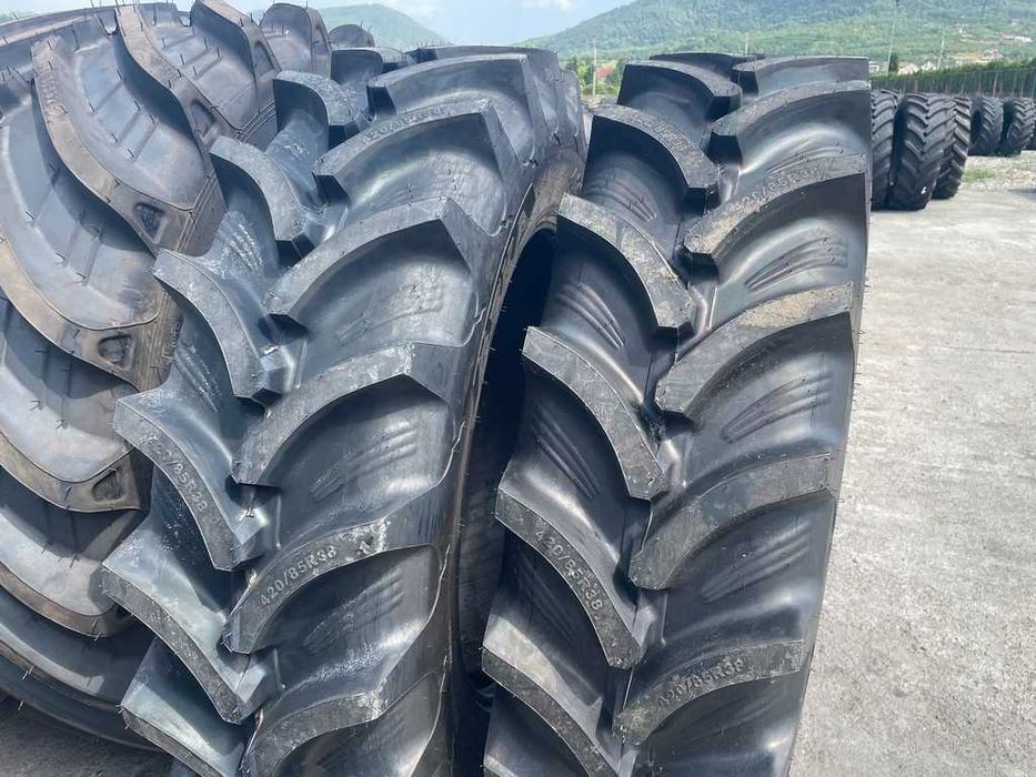 Anvelope agricole de tractor spate Radiale 420/85R38 massey ferguson