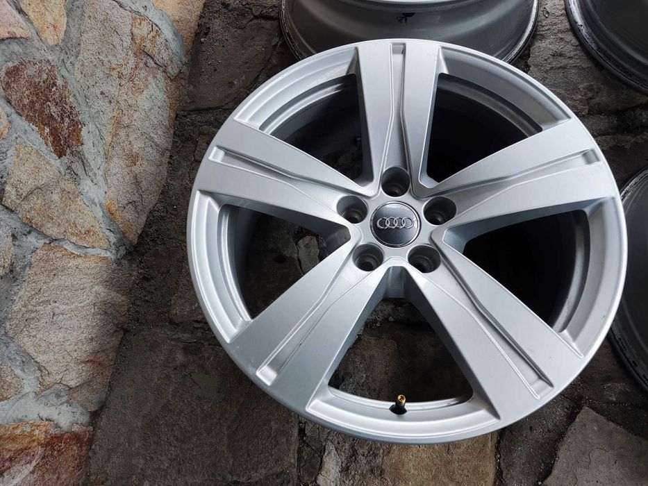 18 цола Ауди 5х112 - оригинални лети джанти за Audi 5x112 ET25 .