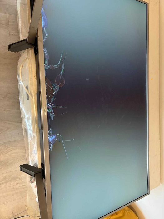 Vand TV SONY defect pentru piese diagonala 124 cm