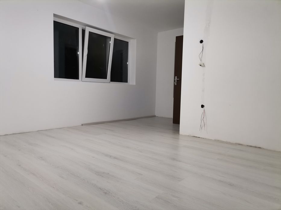 Firma Construcții/Mutări