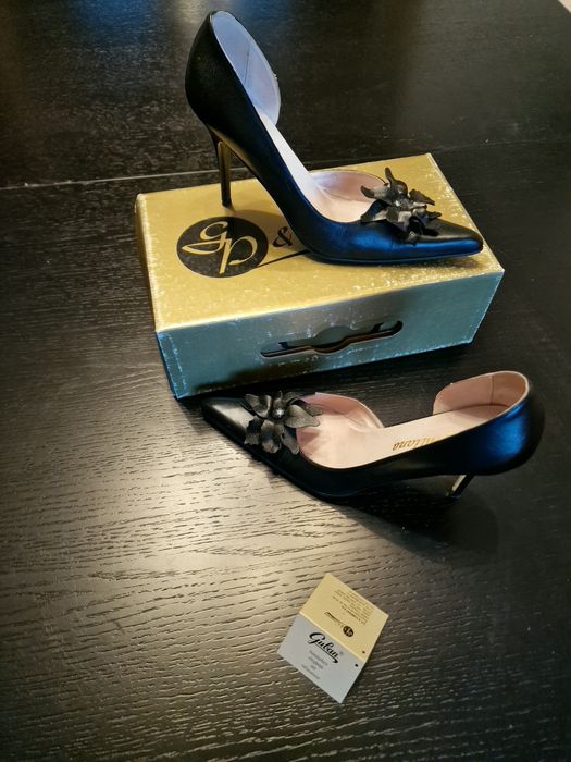 Pantofi din piele Guban