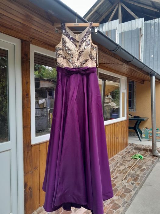 Vând rochie mărimea 40 (M)