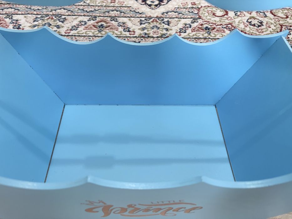 Корзина ұл балаға