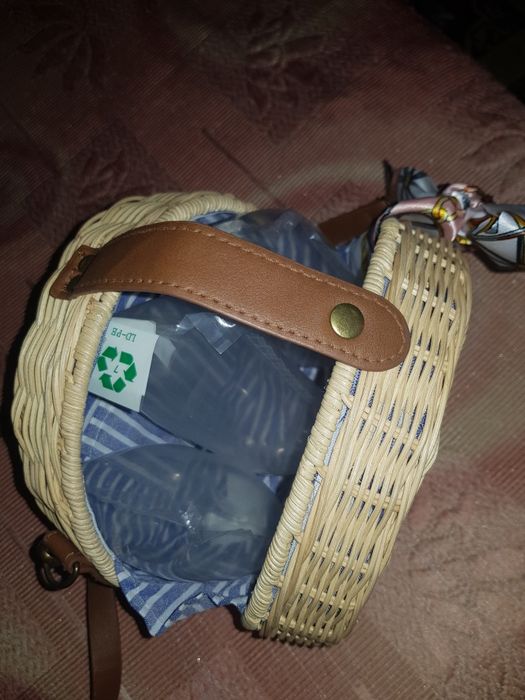 Сумка круглая из ротанга