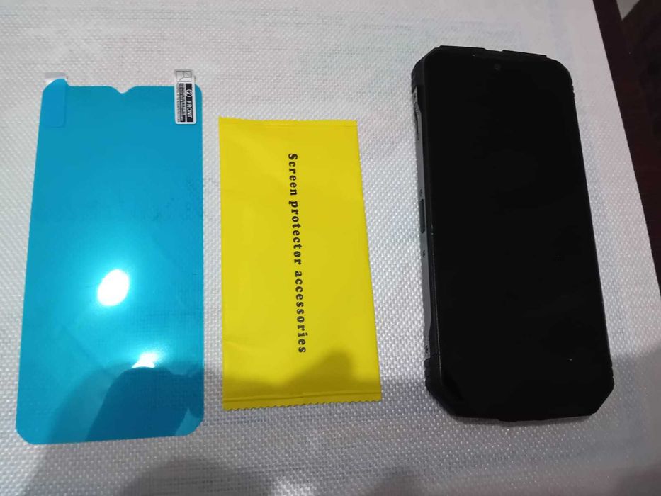 Smartphone DOOGEE S110 NOU super rezistent